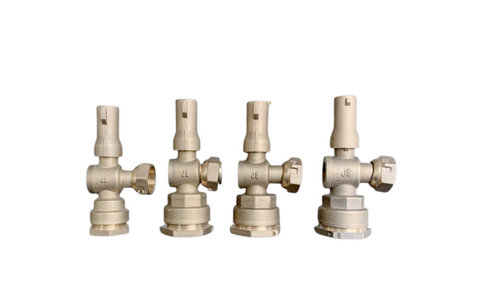 Robinetterie avant et après compteur d'eau